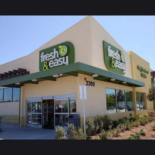 photo of Fresh & Easy at 3300 Atlantic Avenue Long Beach CA 90807