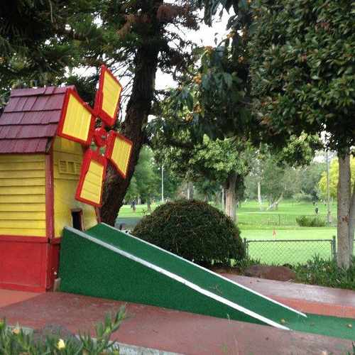 photo of Arroyo Seco Golf Course at 1055 Lohman Lane South Pasadena CA 91030