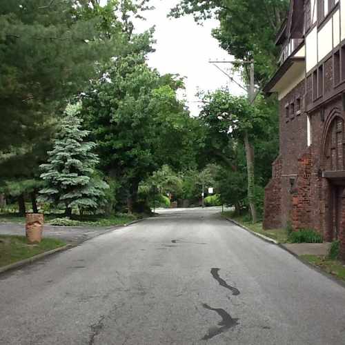 photo of Mornington Lane at 2749 E Overlook Rd Cleveland Heights OH 44118