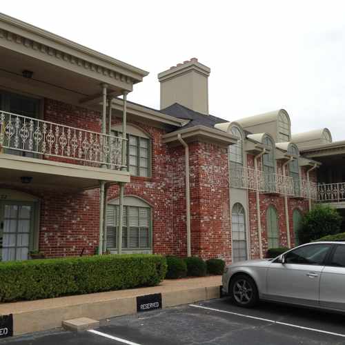 photo of 7921 Rockwood/Anderson at 2907 Ashdale Drive Austin TX 78757