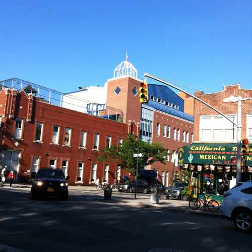 photo of Brooklyn Heights Montessori School at this address