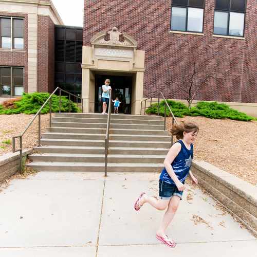 photo of Everett Elementary School at 1123 C Street Lincoln NE 68502