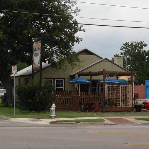 photo of Genuine Joe Coffeehouse at 2001 West Anderson Lane Austin TX 78757