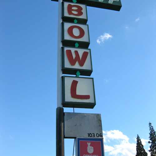photo of Kellogg Bowl at 10306 Southeast Main Street Milwaukie OR 97222