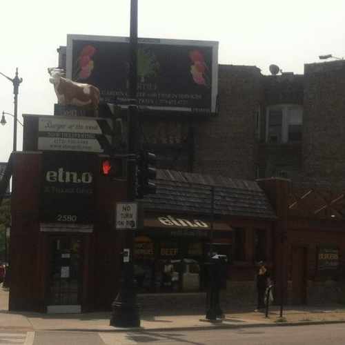 photo of Etno Village Grill at 2580 North Lincoln Avenue Chicago IL 60614