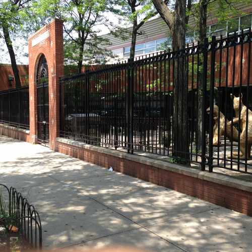 photo of New York Public Library - Parkchester at 1985 Westchester Avenue Bronx NY 10462