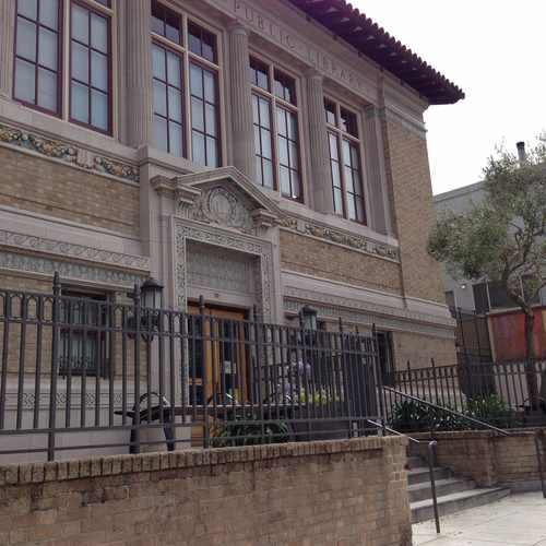 photo of Noe Valley-Sally Brunn Branch Library at 451 Jersey Street San Francisco CA 94114