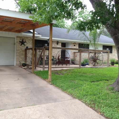photo of 2007 Anderson/Burnet at 7812 Hardy Drive Austin TX 78757