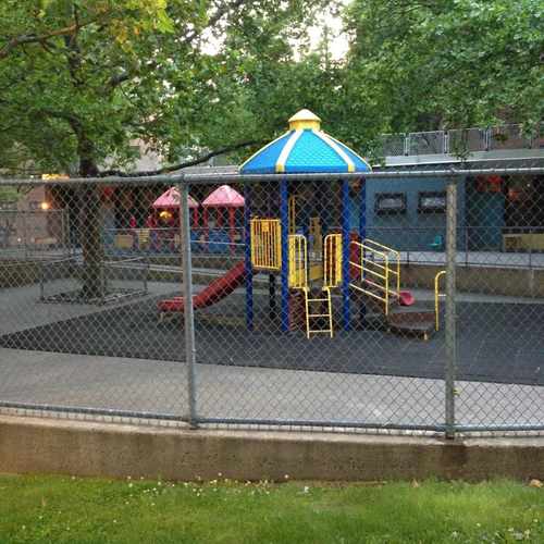 photo of BROADWAY - W 131 ST at 605 W 131st St New York NY 10027