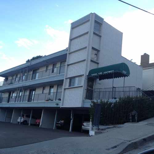 photo of 2 bed, 1.5 bath, 1000 sqft, $1,850 at 1710 Torrance Street San Diego CA 92103