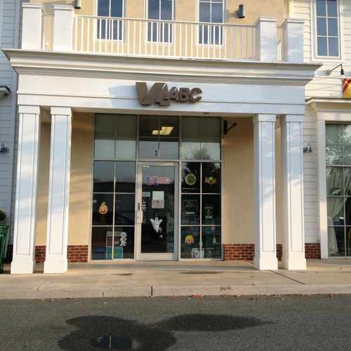 photo of Abc Store at 325 Four Leaf Lane Charlottesville VA 22903
