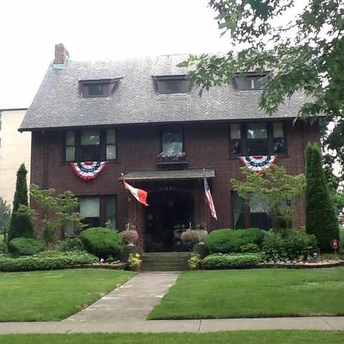 photo of Lake Avenue at 11206 Clifton Boulevard Cleveland OH 44102
