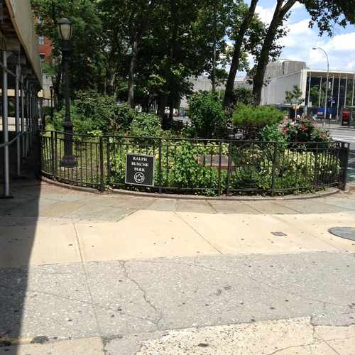 photo of Ralph Bunche Park at 760 1st Ave New York NY 10017