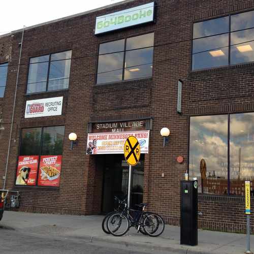 photo of Go 4 Bookes at 2218 University Avenue Southeast Minneapolis MN 55414