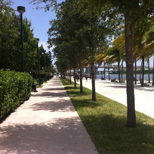photo of Sidewalks On The Bay at 315 South Biscayne Boulevard Miami FL 33132