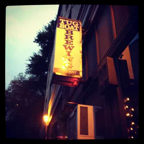 photo of Tug Boat Brewing Co at 711 SW Ankeny St Portland OR 97205
