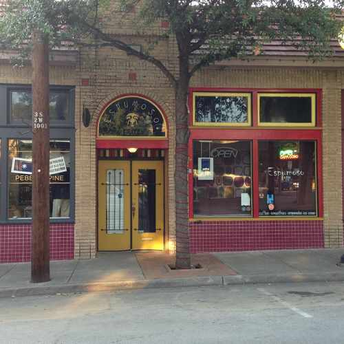 photo of Espumoso Caffe at 326 West Eighth Street Dallas TX 75208