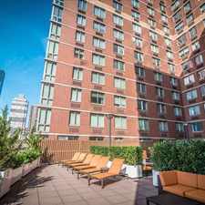 Rental info for Hudson Crossing