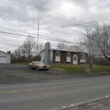 Rental info for Bungalow, 3 ch à coucher,garage 4 autos occupation immédiate