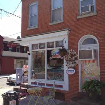 Photo of Splits and Giggles Cafe in Lancaster