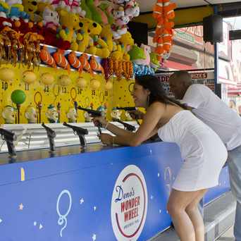 Photo of Deno's Wonder Wheel Amusement Park in Coney Island, New York