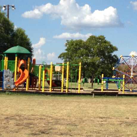 Photo of St Louis School in Crestview, Austin