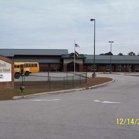 Photo of Havelock Elementary School in Havelock