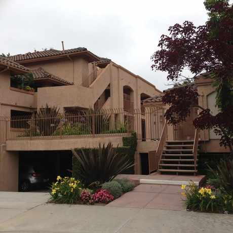 Photo of Luxury Condos in Traffic Circle, Long Beach