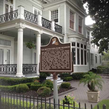 Photo of Elms Mansion in New Orleans